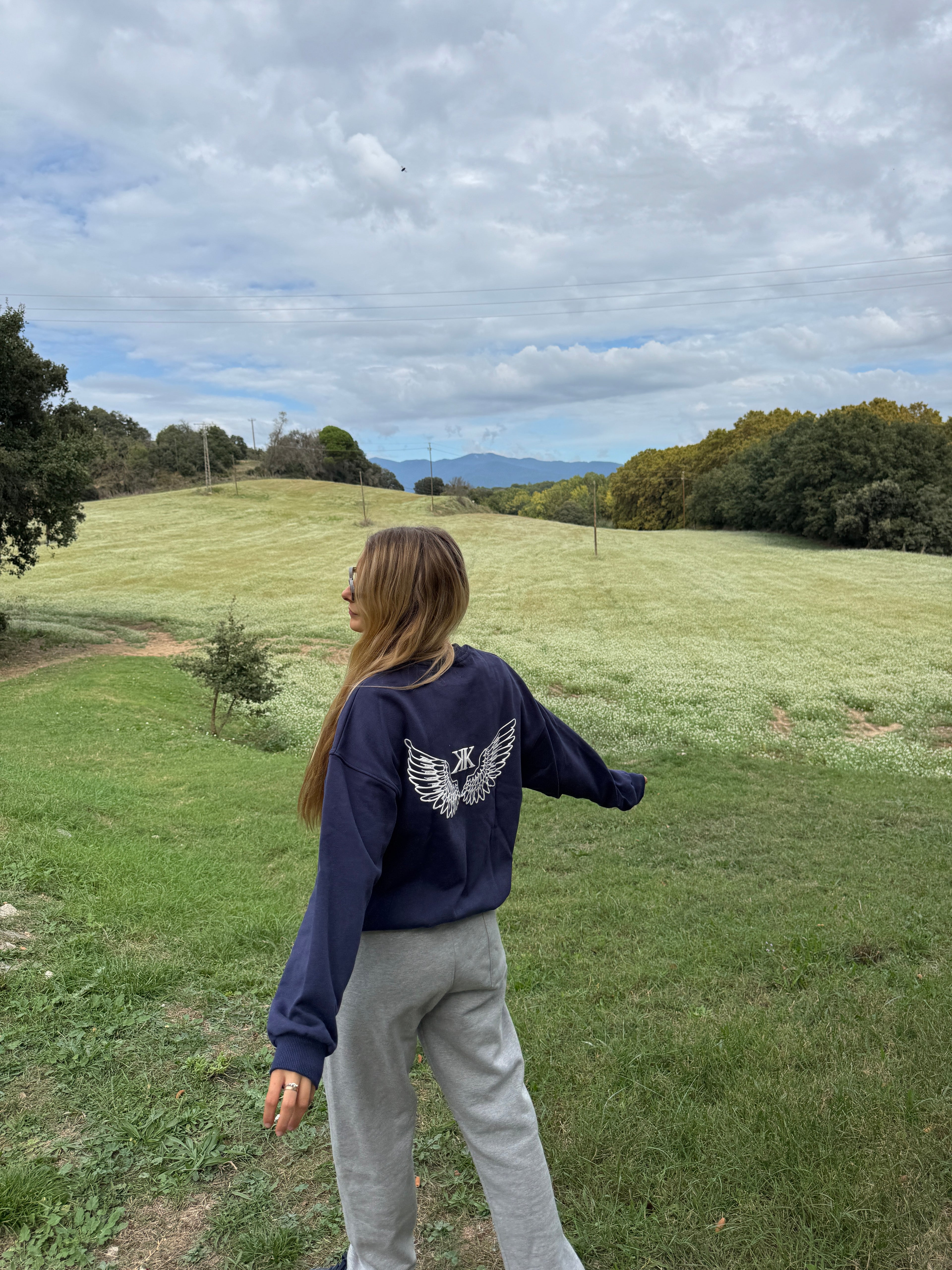 Wings Crewneck Navy Blue